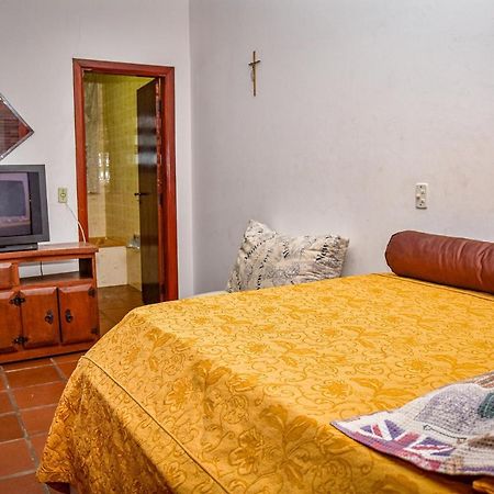 Otima Casa Com Wi-Fi A 350M Da Praia De Peruibe Sp Exterior foto